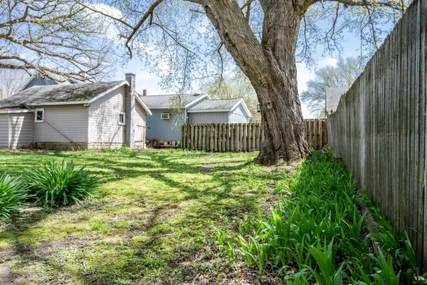 $207,000 | 314 West State Street, Mauston, WI 53948