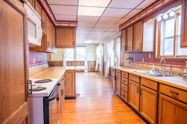 $225,000 | 314 West State Street, Mauston, WI 53948