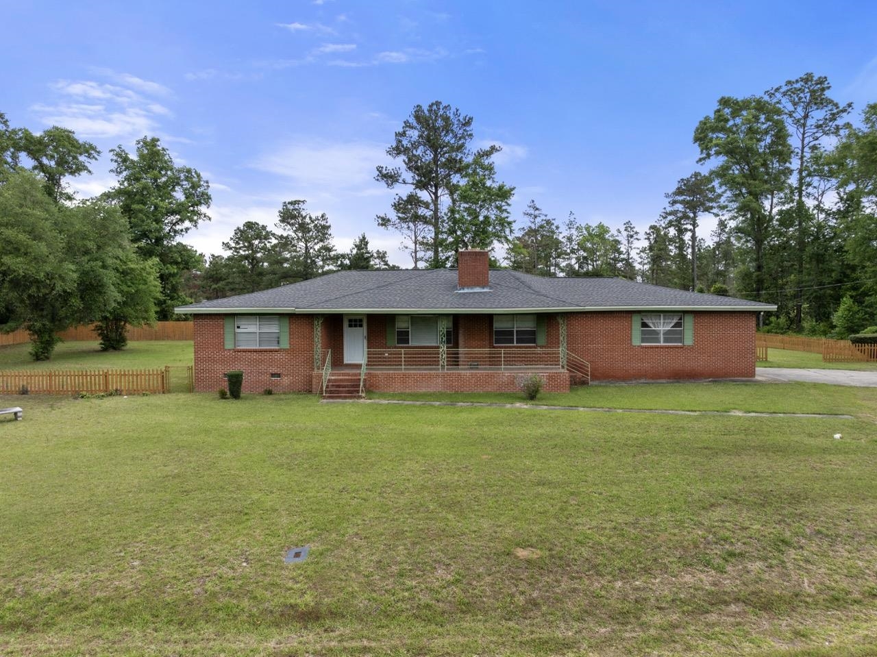 4068 English Road Marianna, FL 32448 - Photo 1 of 36