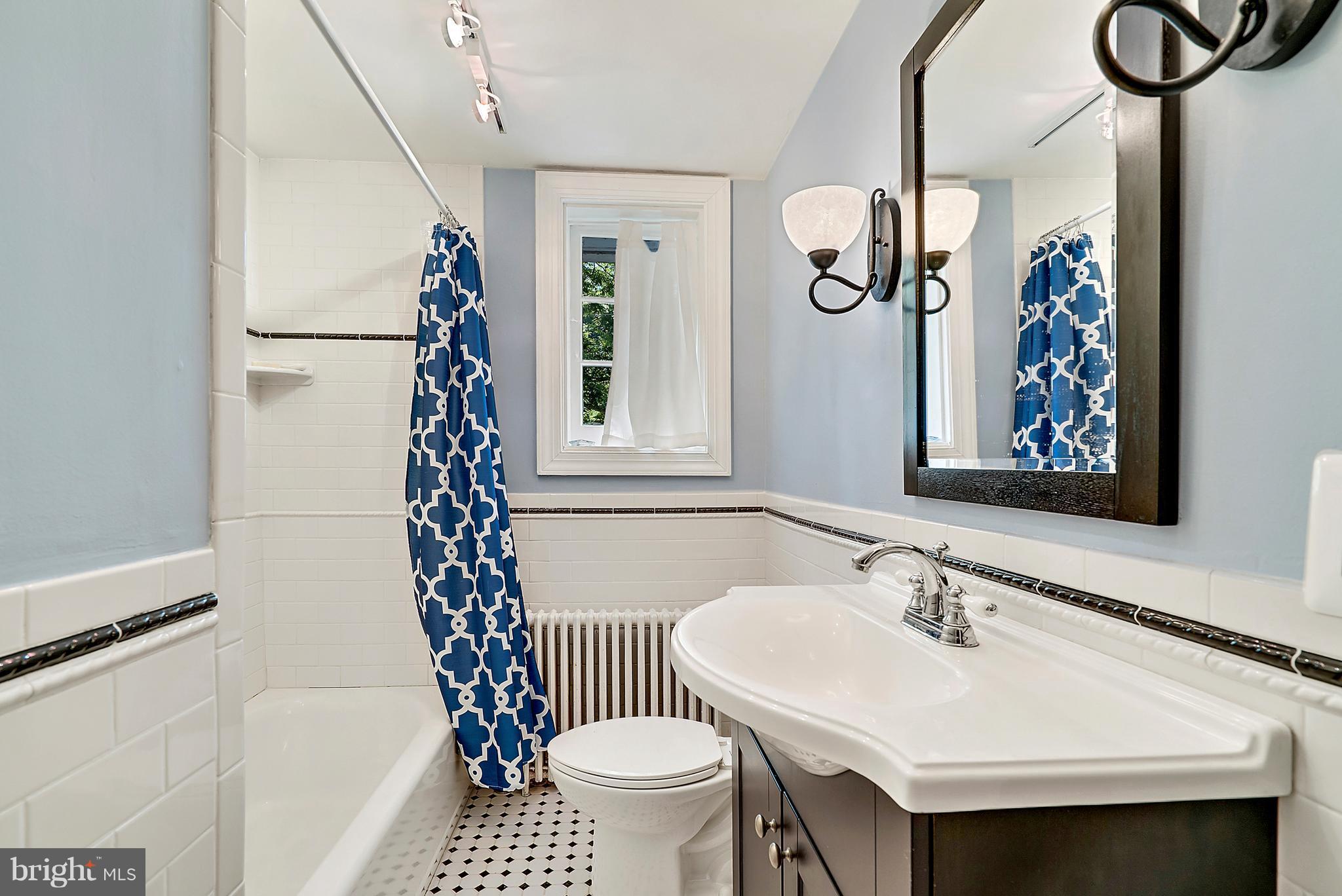 3489 Halfway Road The Plains, VA 20198 - Photo 21 of 30 Bath