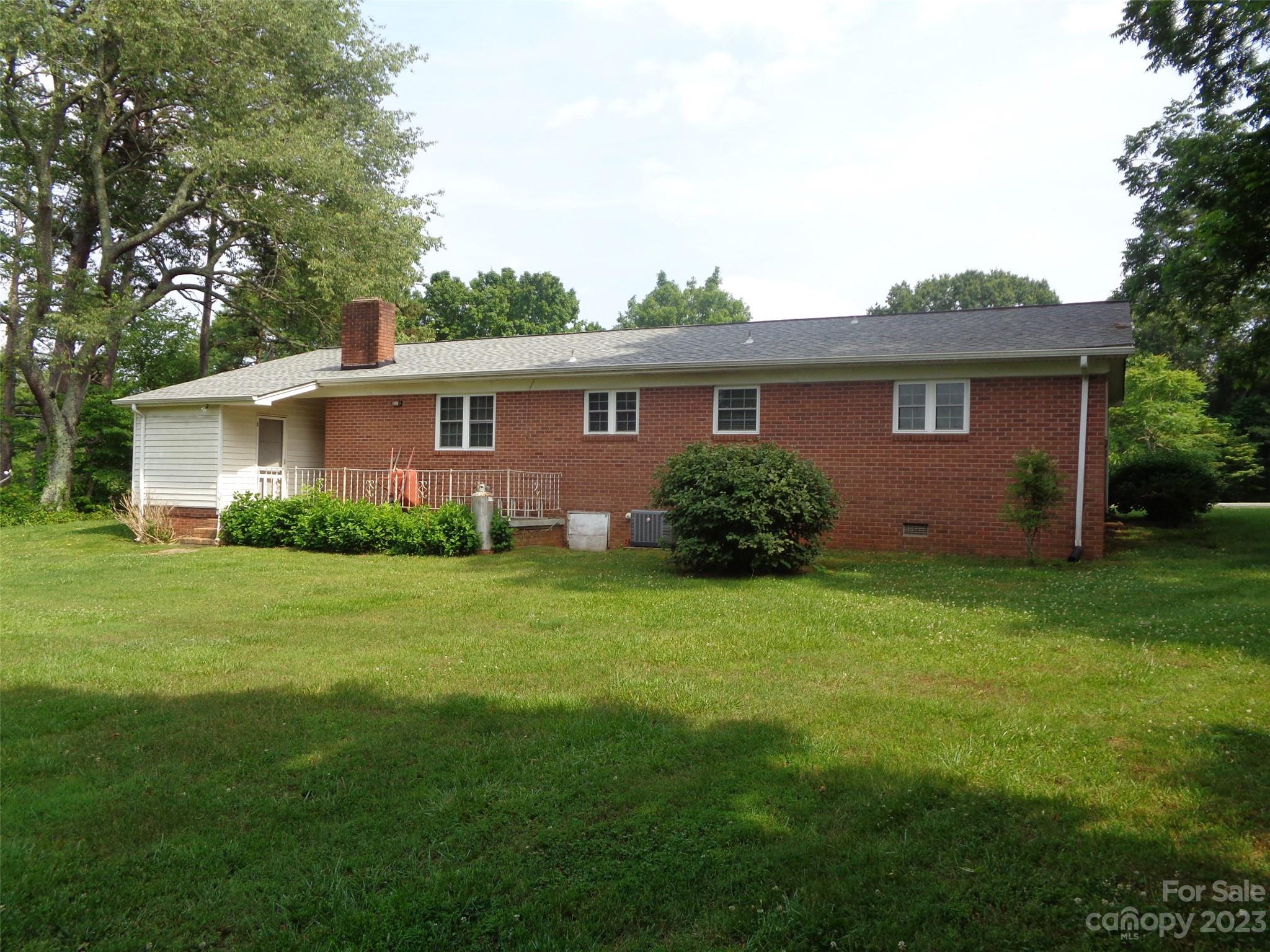 445 Hollis Road Ellenboro, NC 28040 - Photo 6 of 14 Gallery Image 6