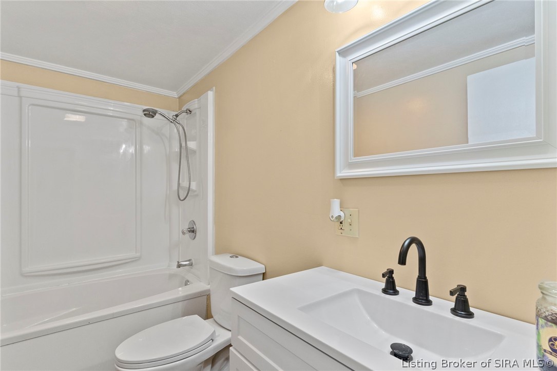 216 Smith Lane Hanover, IN 47243 - Photo 18 of 34