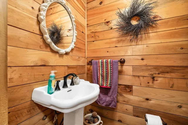 $2,225,000 | 288 North River Road, Epping, NH 03042