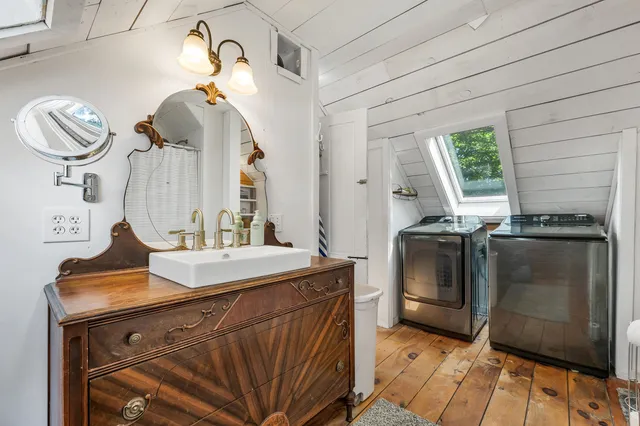 $2,225,000 | 288 North River Road, Epping, NH 03042