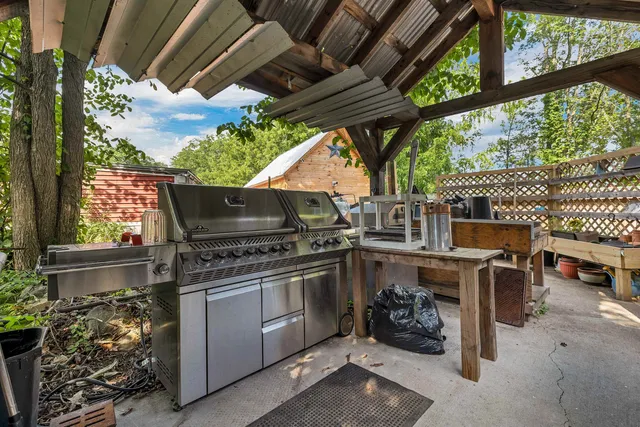 $2,225,000 | 288 North River Road, Epping, NH 03042