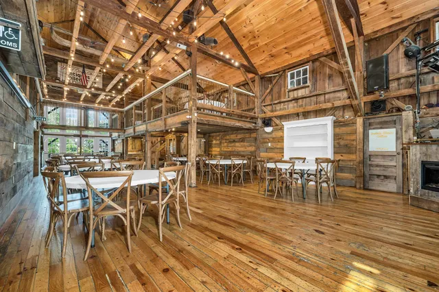 $2,225,000 | 288 North River Road, Epping, NH 03042