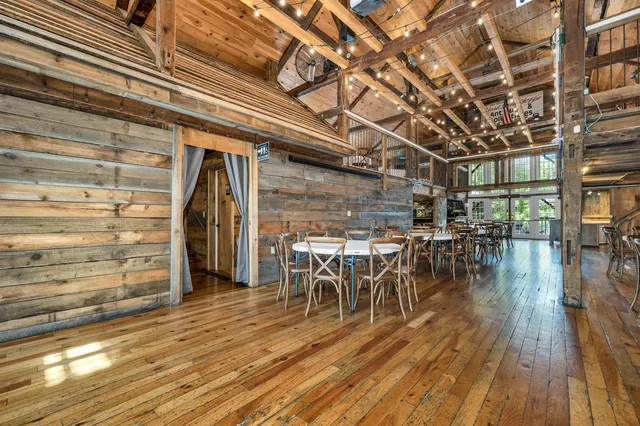 $2,225,000 | 288 North River Road, Epping, NH 03042