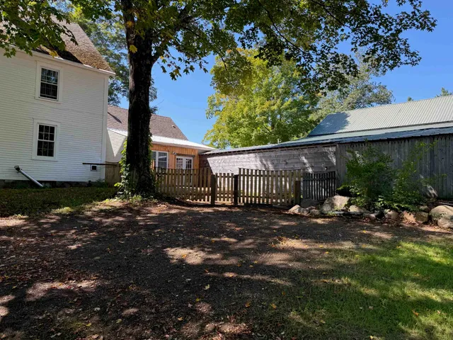 $2,225,000 | 288 North River Road, Epping, NH 03042