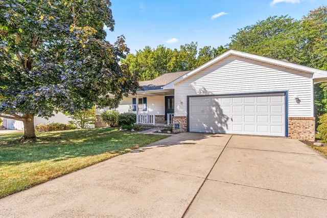 $339,900 | 1115 Willowbrook Lane, Springfield, IL 62711