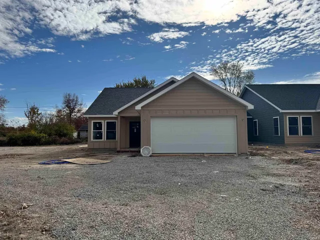 $289,000 | 3704 Grayston Avenue, Fort Wayne, IN 46806