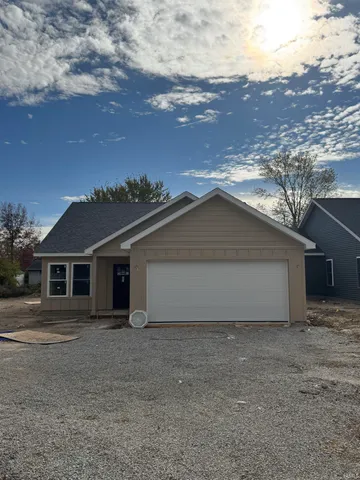 $289,000 | 3704 Grayston Avenue, Fort Wayne, IN 46806