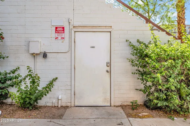 $1,099 | 821 North 3rd Street, Unit 3, Phoenix, AZ 85004