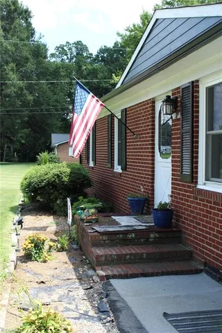 $245,000 | 2166 Highway 65, Walnut Cove, NC 27052
