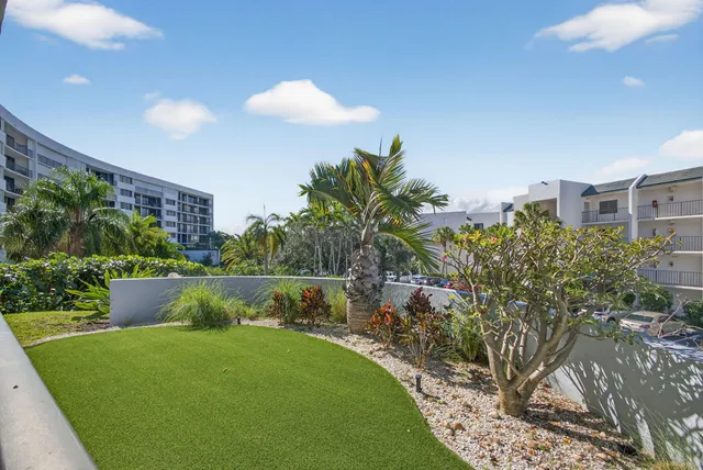 $650,000 | 1300 Jimmy Buffett Mem Highway, Unit 119, Jupiter, FL 33477