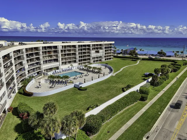 $650,000 | 1300 Jimmy Buffett Mem Highway, Unit 119, Jupiter, FL 33477