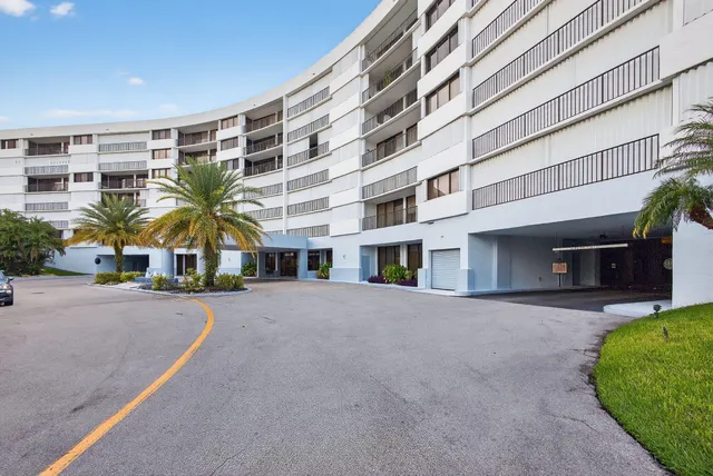 $650,000 | 1300 Jimmy Buffett Mem Highway, Unit 119, Jupiter, FL 33477