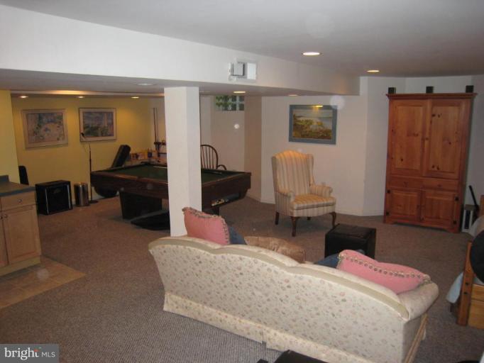 901 Wellington Road Baltimore, MD 21212 - Photo 3 of 30 Recreation Room