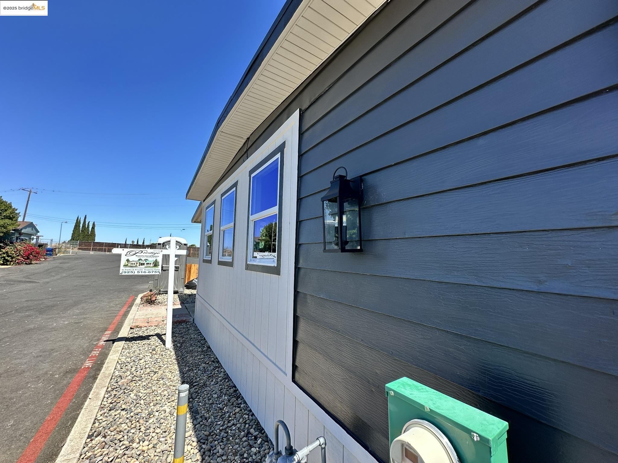 3301 Buchanan Road, Unit 47 Antioch, CA 94509 - Photo 16 of 58 a view of a balcony with furniture