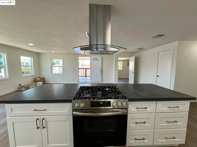 $229,900 | 3301 Buchanan Road, Unit 47, Antioch, CA 94509