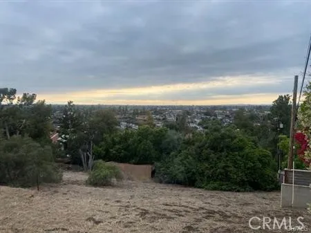 $550,000 | 12306 Circula Panorama Place, Santa Ana, CA 92705