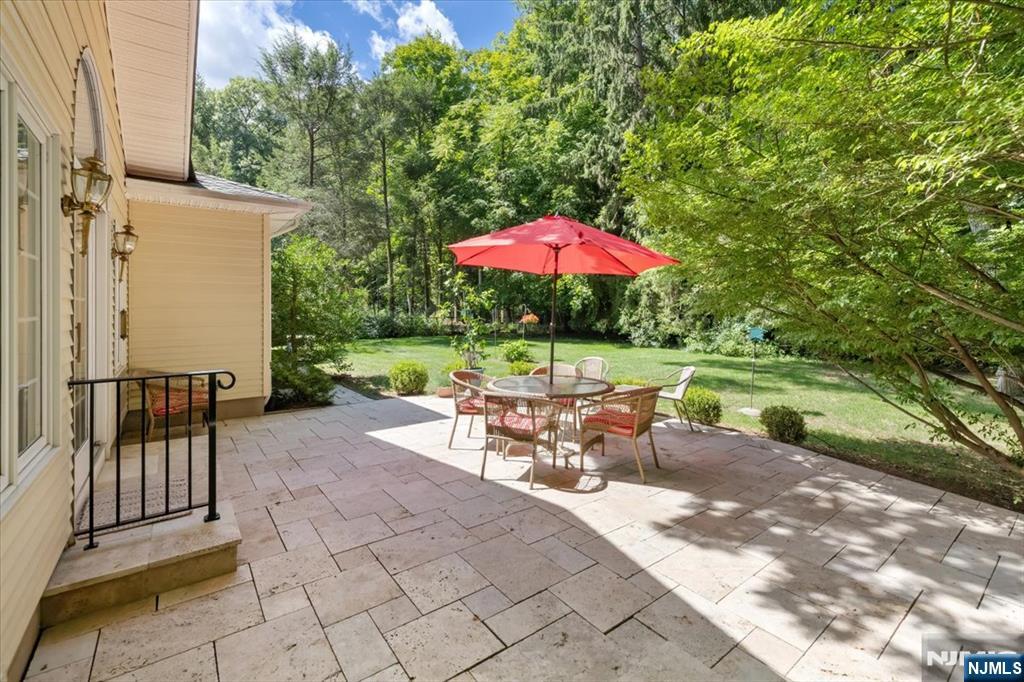 629 Lawlins Road Wyckoff, NJ 07481 - Photo 26 of 29 Gallery Image 26