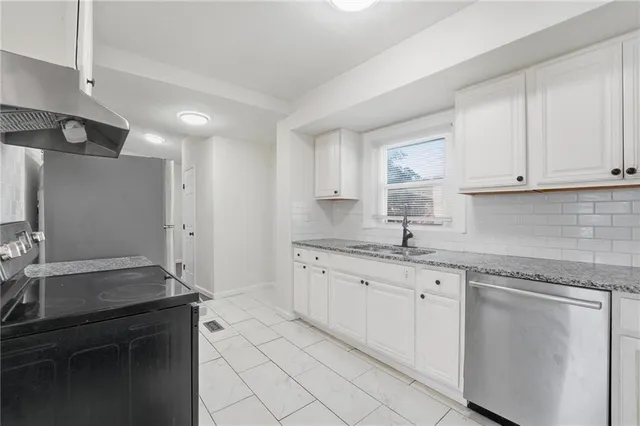 $165,000 | 3218 Benton Boulevard, Kansas City, MO 64128