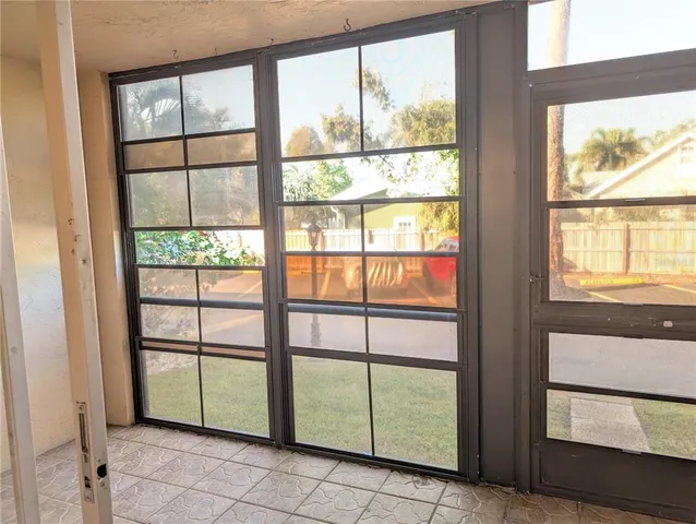 $1,595 | 3700 South Osprey Avenue, Unit 115, Sarasota, FL 34239