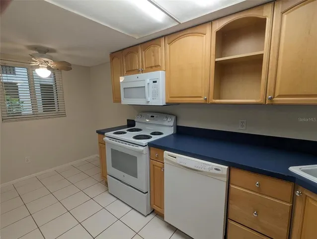 $1,595 | 3700 South Osprey Avenue, Unit 115, Sarasota, FL 34239