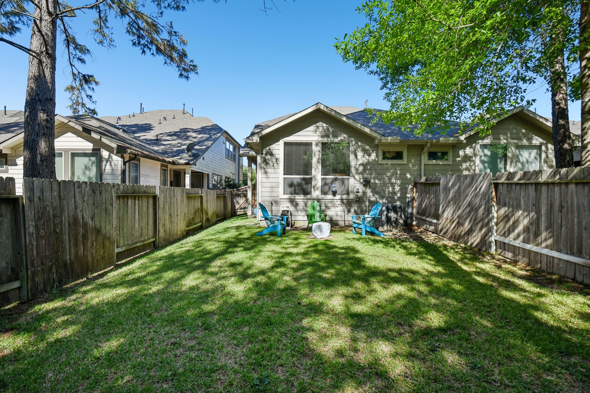 230 Biltmore Loop Montgomery, TX 77316 - Photo 34 of 39 Imagine relaxing in this back yard year round - backs up to wooded greenbelt / no rear neighbors!