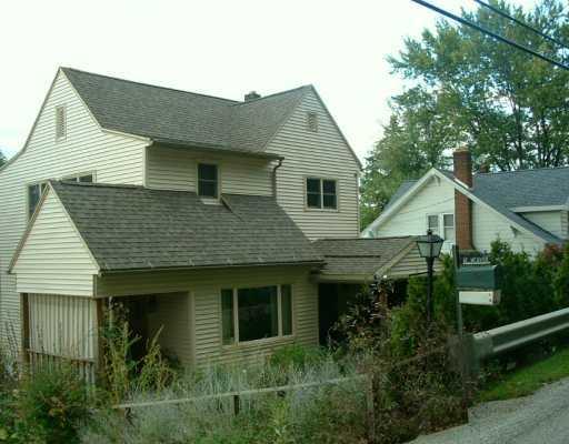 547 Locust Valley Road Jeannette, PA 15644 - Photo 1 of 6 Exterior Front.