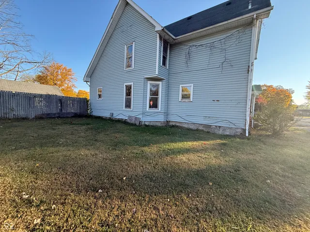 $59,900 | 303 East South H Street, Gas City, IN 46933