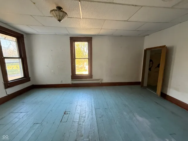 $59,900 | 303 East South H Street, Gas City, IN 46933