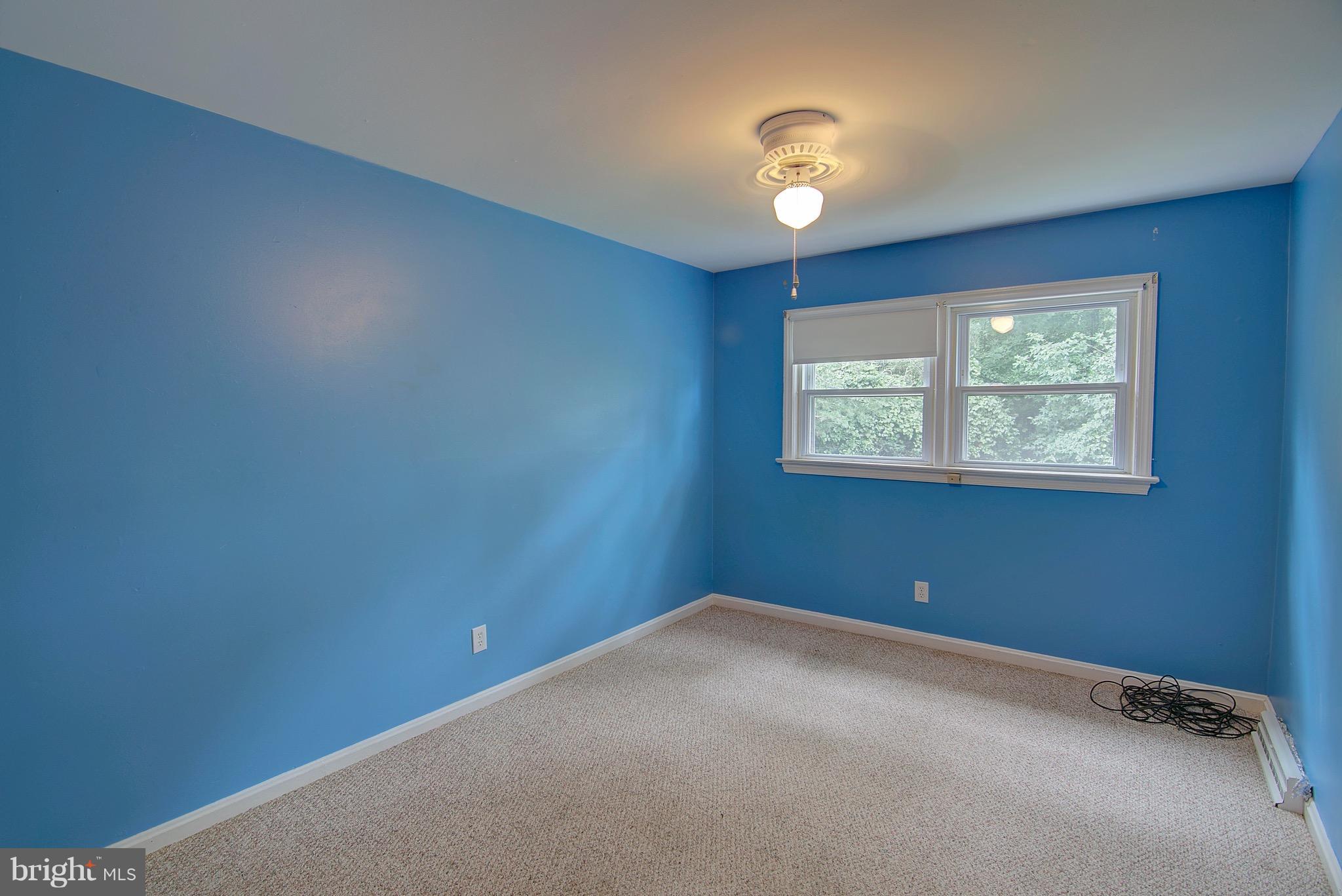28798 Three Notch Road Mechanicsville, MD 20659 - Photo 18 of 26 Large bedroom 1