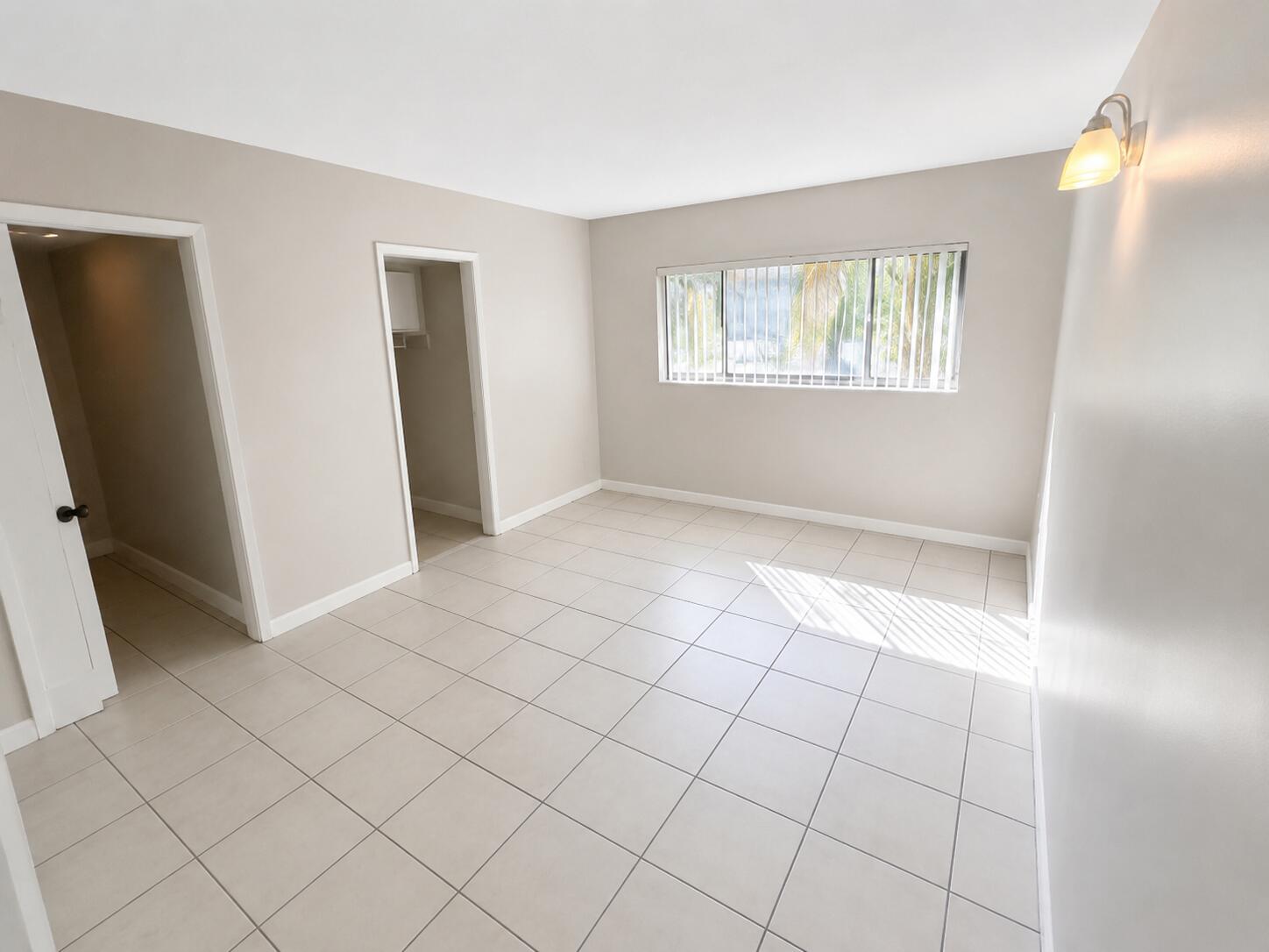 8650 Southwest 133rd Avenue Road, Unit 214 Miami, FL 33183 - Photo 5 of 25 1 foto.png