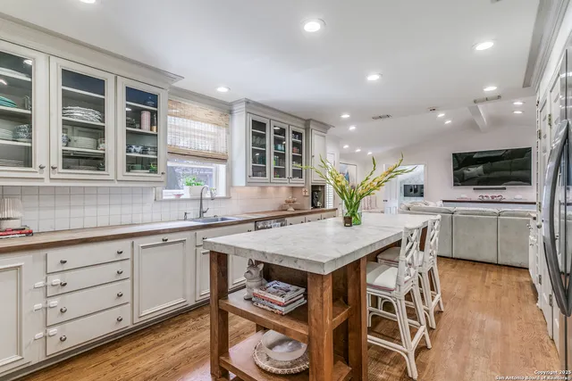 $925,000 | 317 Arcadia Place, Terrell Hills, TX 78209