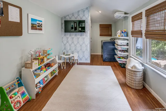 $925,000 | 317 Arcadia Place, Terrell Hills, TX 78209