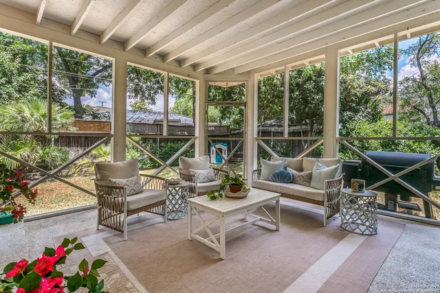 $925,000 | 317 Arcadia Place, Terrell Hills, TX 78209