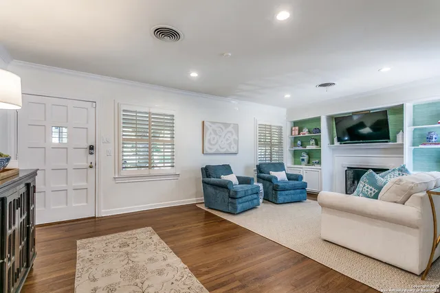 $925,000 | 317 Arcadia Place, Terrell Hills, TX 78209