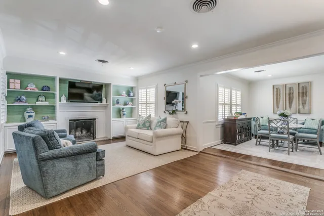 $925,000 | 317 Arcadia Place, Terrell Hills, TX 78209