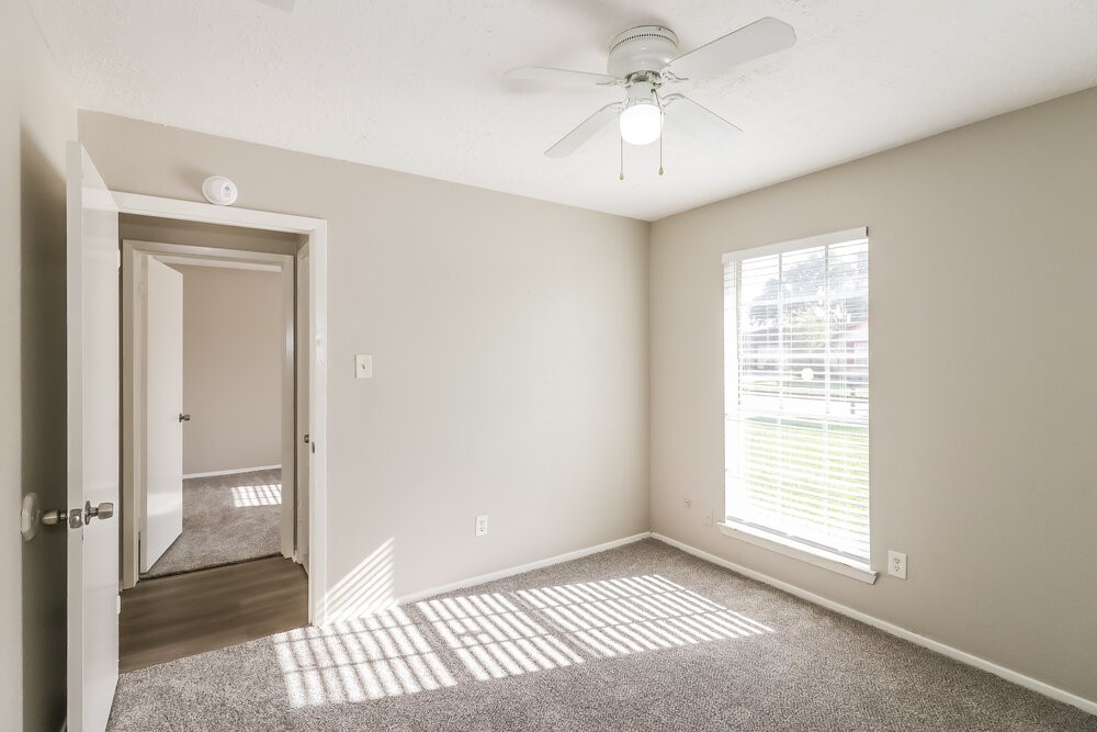 3446 Hombly Road Houston, TX 77066 - Photo 14 of 16