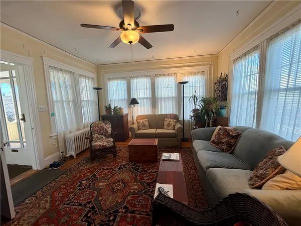 $375,000 | 119 5th Street, Unit 1, Providence, RI 02906