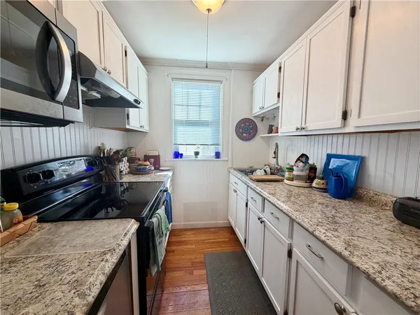 $375,000 | 119 5th Street, Unit 1, Providence, RI 02906