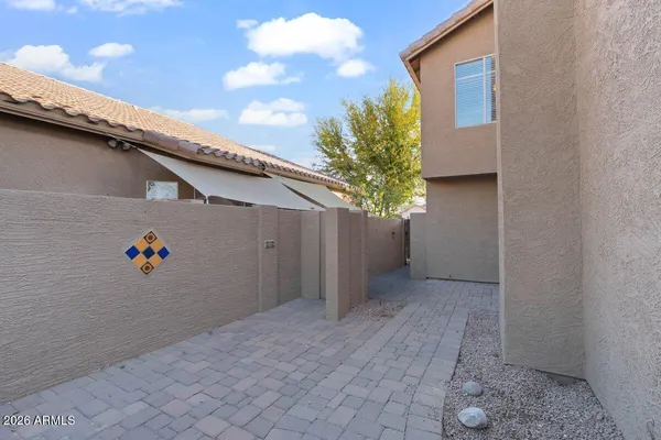 $709,999 | 4658 East Kelly Drive, Gilbert, AZ 85209