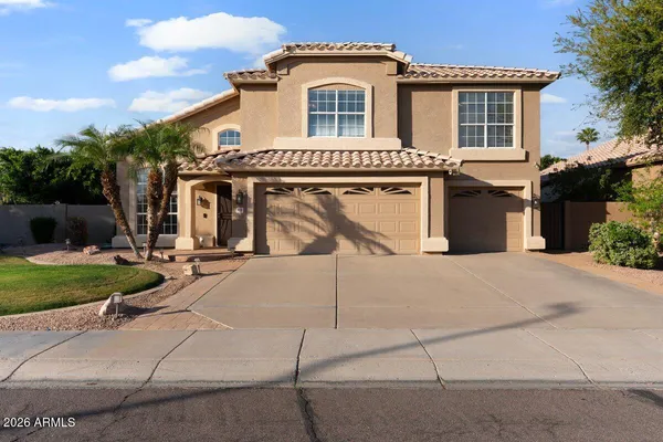 $709,999 | 4658 East Kelly Drive, Gilbert, AZ 85209