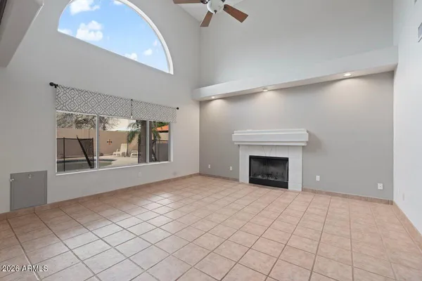 $709,999 | 4658 East Kelly Drive, Gilbert, AZ 85209