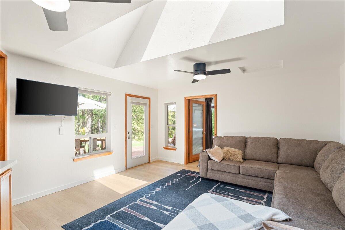 4110 Red Fir Loop Weed, CA 96094 - Photo 31 of 38 14-4110 Red Fir Loop 14