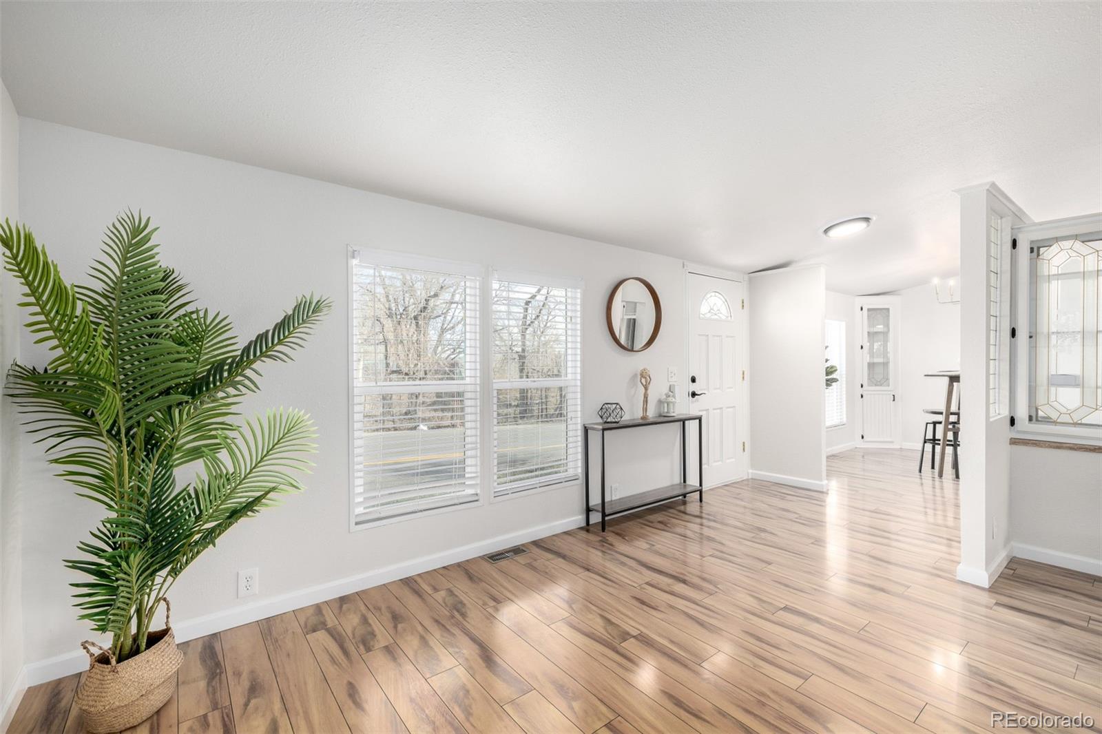 6099 Tennyson Street Arvada, CO 80003 - Photo 9 of 33