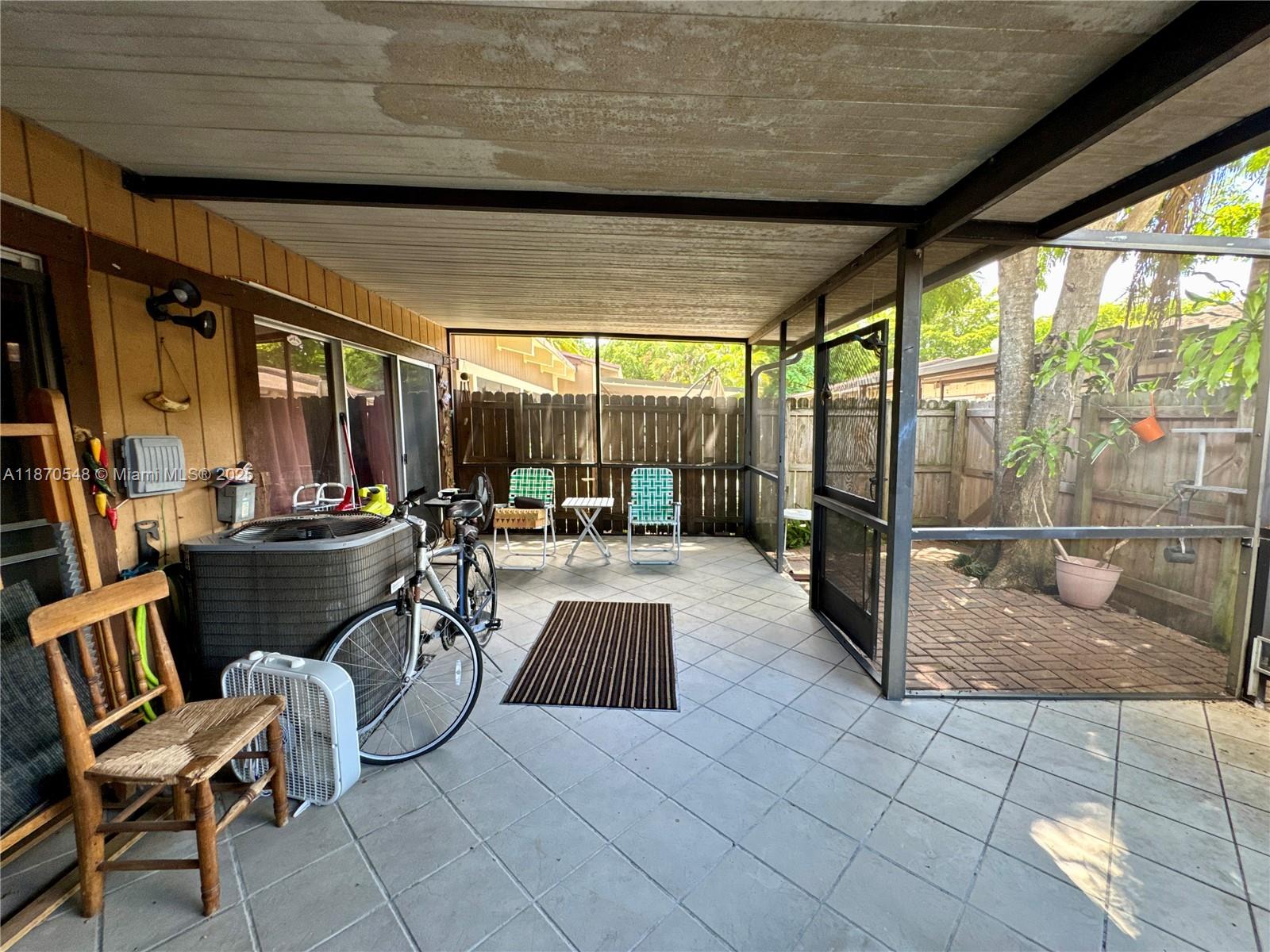 13527 Southwest 101st Lane Miami, FL 33186 - Photo 28 of 45