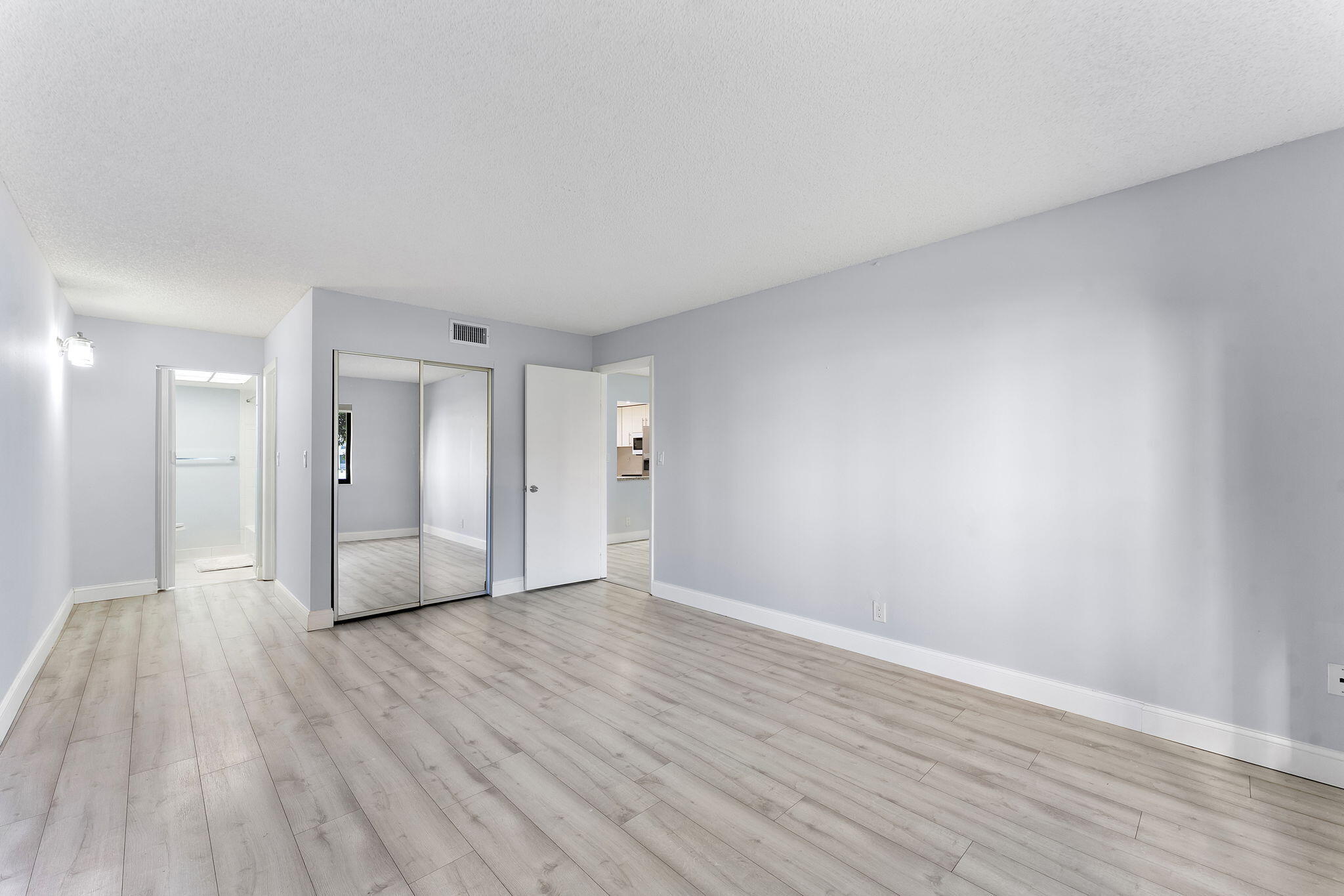 9370 Southwest 8th Street, Unit 116 Boca Raton, FL 33428 - Photo 13 of 24 3-web-or-mls-DSC08434