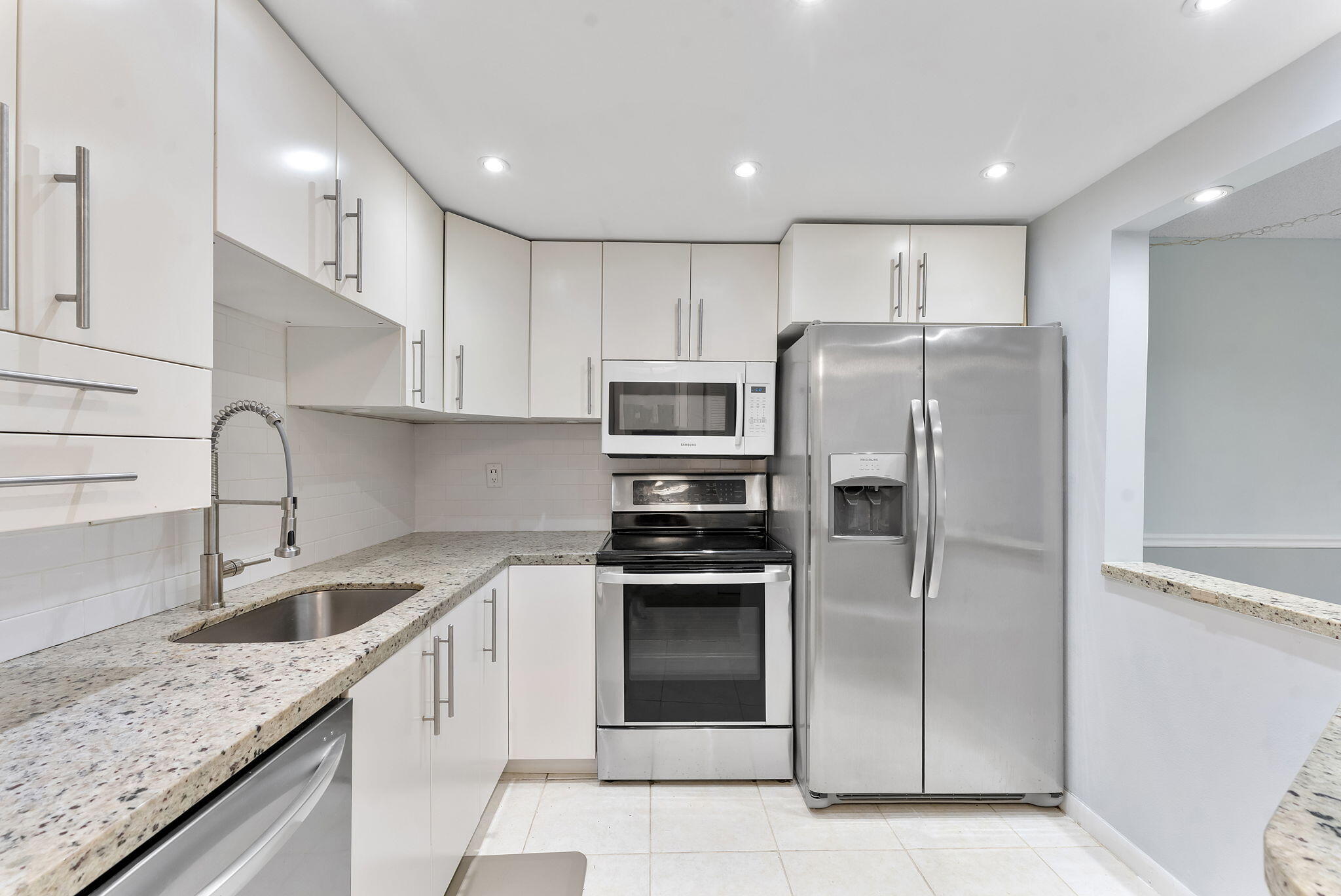 9370 Southwest 8th Street, Unit 116 Boca Raton, FL 33428 - Photo 5 of 24 10-web-or-mls-DSC08465